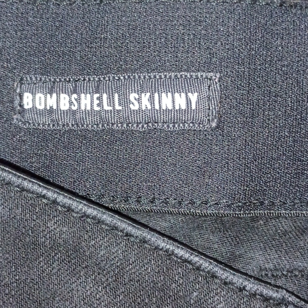 Torrid Premium Bombshell Skinny Jeans Size 24 Regular - Picture 5 of 7